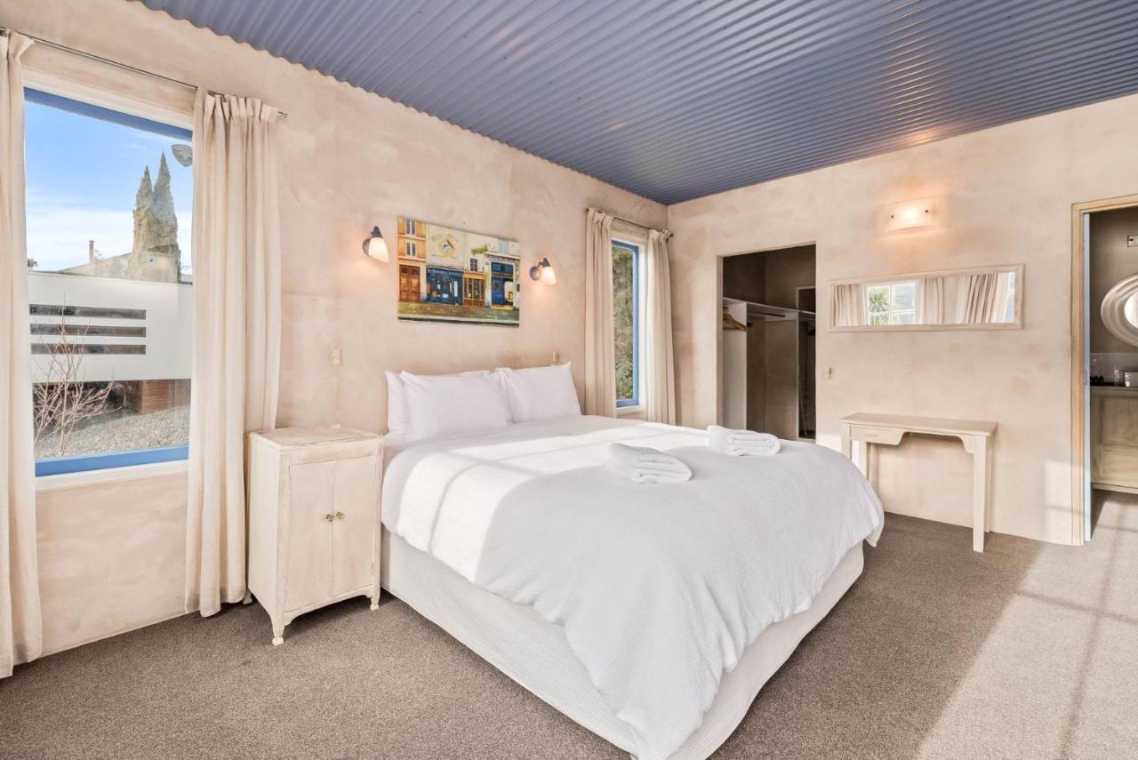Sunny Lakeview Villa Queenstown Dış mekan fotoğraf